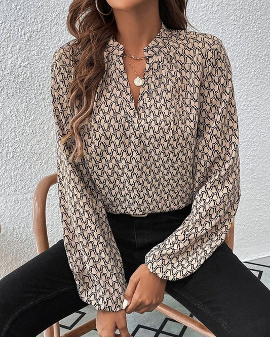 Elegant bluse med V-udskæring